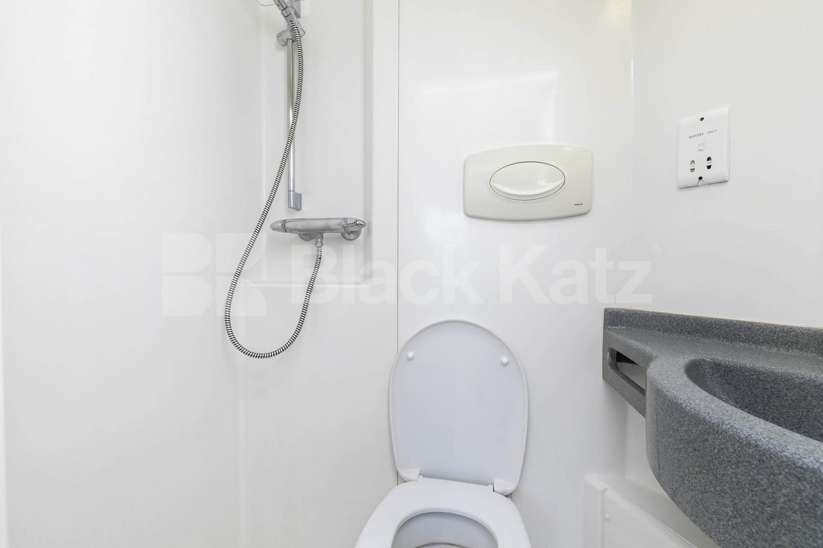 5 bedroom 5 ensuite HMO house located close to Holloway Station  Hornsey Road, Holloway